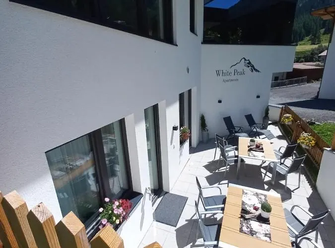 White Peak 公寓 加尔蒂