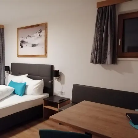 White Peak Apartman Galtür