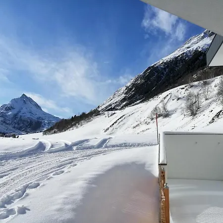 Lägenhet White Peak